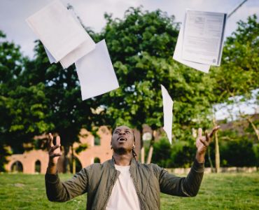 Analiza CV czy test kompetencyjny – co jest lepsze?