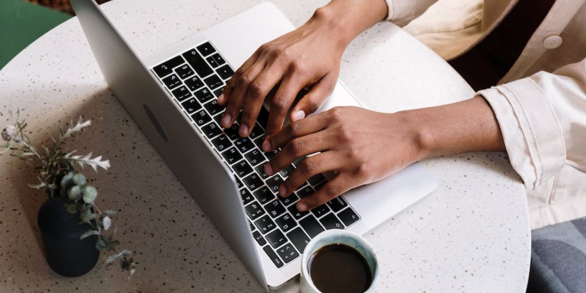 Jak sprawdzić portfolio copywritera?